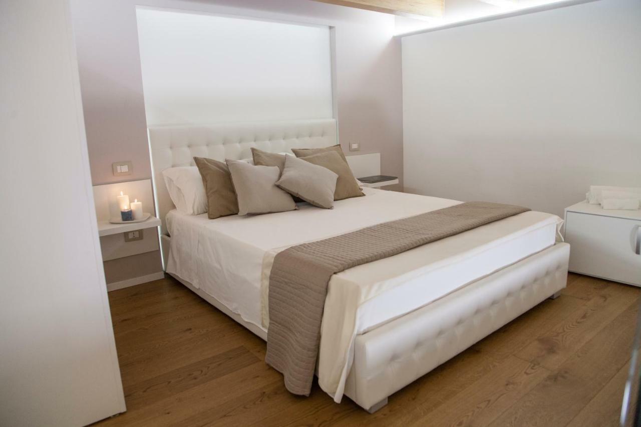Le Dimore Di Puglia - Palazzo Pinto Monopoli Luaran gambar