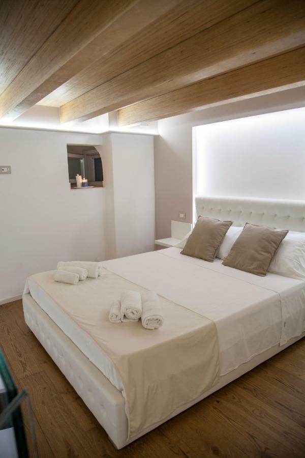 Le Dimore Di Puglia - Palazzo Pinto Monopoli Luaran gambar